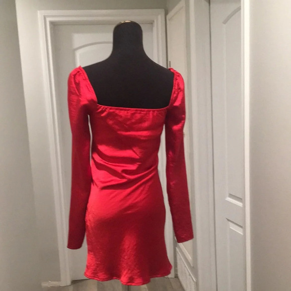 New- Princess Polly Satin Mini Dress * Color Red - Picture 11 of 12